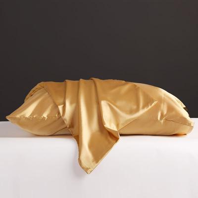 China Sustainable ready to ship silky satin pillowcase with envelope closure for sale