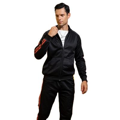 China 2022 Anti-wrinkle quality zipper jacket men 2 pieces set stacked jogging set 2XL mens plus size mens sets for sale