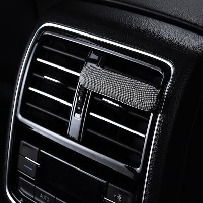 China Luxury Classic Custom Car Air Freshener Perfume Diffuser Car Air Freshener Multiple Duct Clip for sale