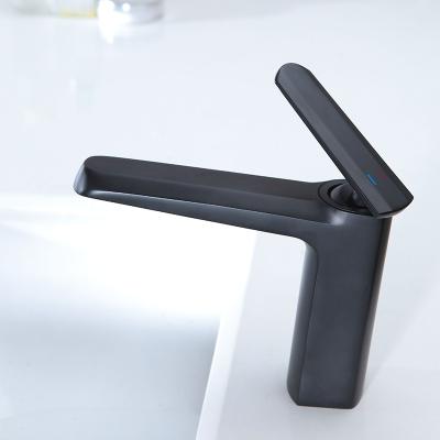 China Modern Brass Taps Modern Design Metered Cold Water Faucet Mixer Hot Deck Mounted Bathroom Basin Matte Black Water Faucet for sale