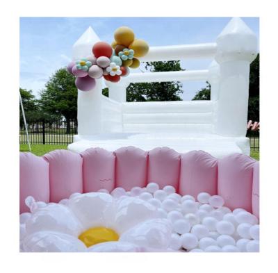 China PVC Tarpaulin 0.55mm Mini Bouncer Castle White Toddler Inflatable Blower Bounce House Wedding Inflatable With Ball Pit Pool for sale