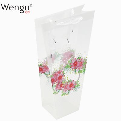 China New Design Durable Plastic Rose Flower Carrier Ribbon Package Bag Recyclable for sale