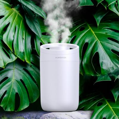 China New 3L Car Humidifier Home Car Humidifier Creative Large Capacity Desktop Smart Air Mute Bedroom Spray Humidifier for sale