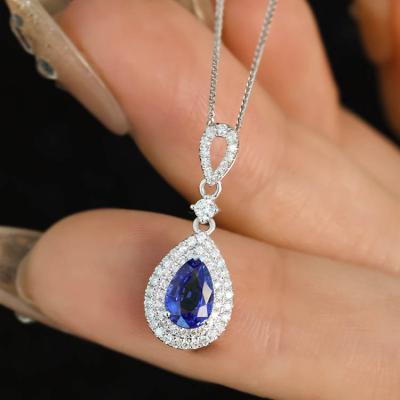 China Romantic Xinfly Permanent Jewelry Charm Custom 18k Gold Pear Shape Natural Sapphire Diamond Pendant Manufacture for sale