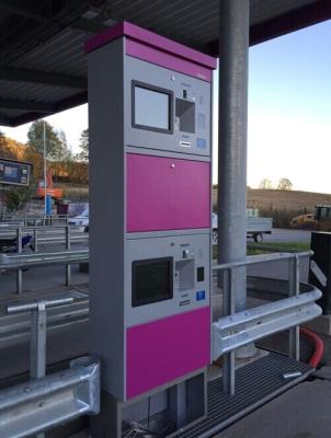 China Self Service Parking Lot Used Kiosk for Card Dispensing and Payment for sale