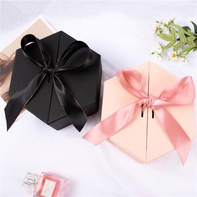 China Handmade Custom Luxury Matte Printing Black Pink Packaging Boxes For Clothes Magnetic Flip Lid Gift Box for sale