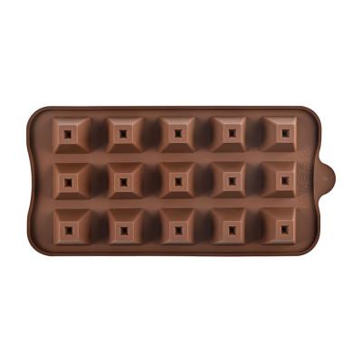 China 15 Grid Pyramid Shape Sustainable 3d Jelly Candy Molds Chocolate Silicone Mold for sale