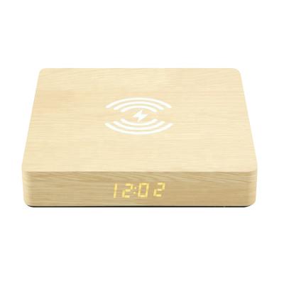 China Hot Selling Eco-friendly Mobile Phone Desktop Wooden Wireless Charger Fast Charging Wooden Charger for sale