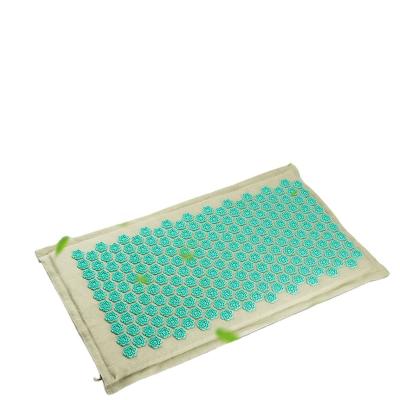 China Natural Coconut Body Foot Massager Acupressure Filling Mat and Pillow Carry Bag for sale