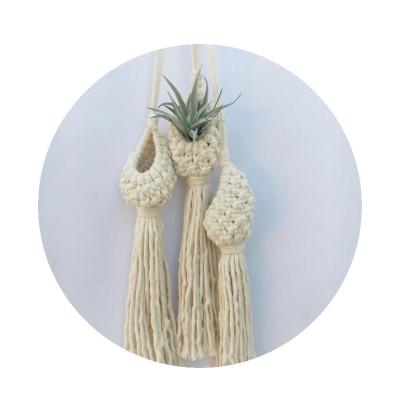 China Bilink Rope Stand Planter Mazon Hot Selling Air Pineapple Basket Net Tapestry Eco-friendly Wholesale Colorful Handwoven High Quality Net Tapestry for sale