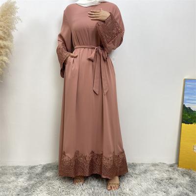 China Breathable Women Muslim Lace Robe Dress Middle Eastern Casual Dress Arab Dubai Muslim Robe Women Abaya Islamic Long Dress for sale