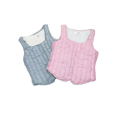 China Keep warm the new down wool vest in winter is warm and comfortable, and it is a daily routine to keep out the cold and snow at home. for sale