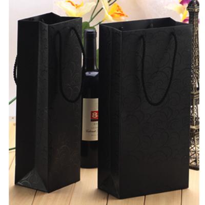 China Recyclable Black Paper Bag Shopping Tote Coated Kraft Paper Wine Bag for sale