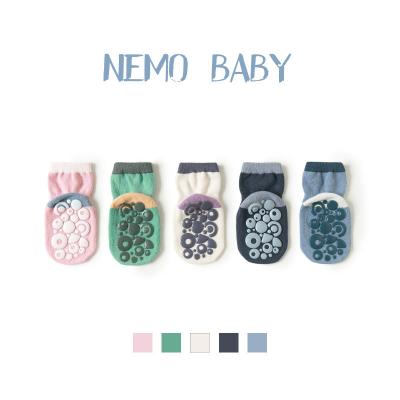 China QUICK DRY QUICK DRY baby bumps NEW cotton fruit summer products custom anti-slip spring infant casual foot socks for sale