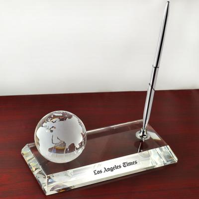 China China Crystal Pen Stand with 3D World Map Crystal Pattern for Desktop Decoration for sale