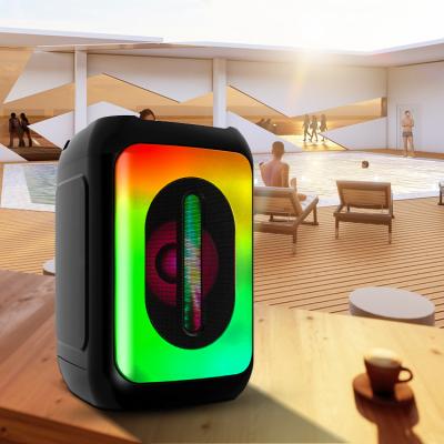 China Wireless Charger For Party Active Outdoor Game Mobile Phone Parlantes Karaoke Wireless BT Speaker for sale