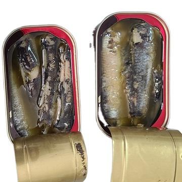 China 125g Canned Canned Fish Product Sardines Fish Canned In Tomato Sauce for sale