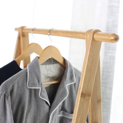 China Multi Function Modern Design Bamboo Rack Multi Function Vertical Coat Rack Bedroom Coat Rack Clothes Rack for sale