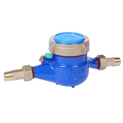 China High Quality Prepaid Smart Water Flow Meter Low Power Consumption Digital Edium 0.1-40 Degree Temperature for sale