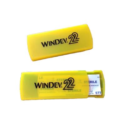 China 2019 New Item KF771 Private Label Promotional Band-Aid Products Plastic Aid Band Box for sale