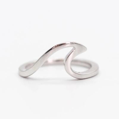 China CLASSIC Classic Design 925 Sterling Silver Wave Ring For Women for sale