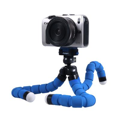 China Small Mini Mini Light Flexible Cell Phone Foldable Camera Tripod DSLR for Smartphone for sale