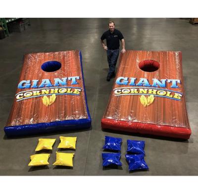 China Rental or Home Use Giant Inflatable Bean Bag Toss Cornhole Game Set Giant Inflatable Corn Hole For Sale en venta