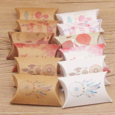 China Recycled Materials Promotion Favor Candy Box Bag Craft Paper Pillow New Shape Wedding Favor Gift Box Pie Party Box Bags for sale