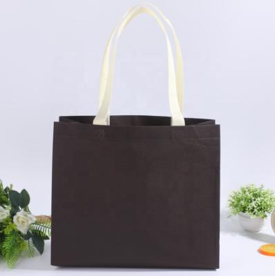 China 2022 reusable fashionable colorful nonwoven bag in stock nonwoven shopping bag with customized logo for sale