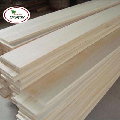 China Modern Cheap Price Edge Paulownia Square Glued Wooden Batten Board for sale