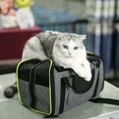 China Sustainable Best Seller Waterproof 3 in 1 Pet Carrier Bag Dog Cat Seat Carrier Dog Travel Bag for sale