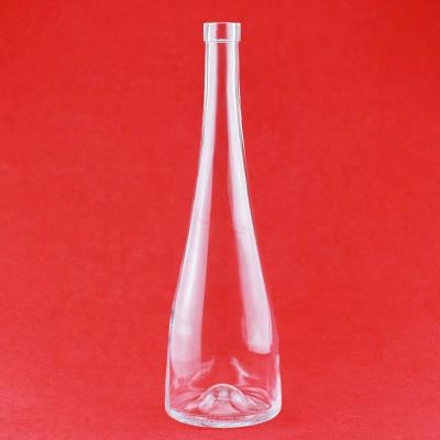 China 750ML Liquor Glass Bottles Long Neck Clear 750ml Glass Liquor Bottle For Sale for sale