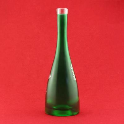 China Green Olive Oil Glass Bottle Essential Glass Bottle Funnel Shape 16OZ 700ml High Quality Refillable Frying Oil Spray for sale