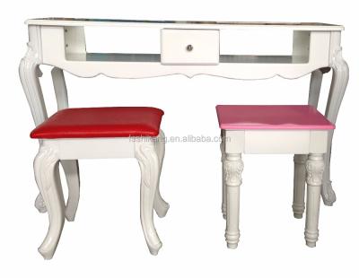 China Nail Table Pink Nail Salon Manicure Table Nail Desk à venda