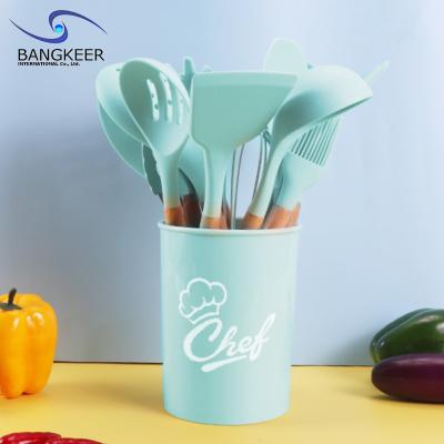 China Sustainable Hot Sale Western Household Utensils Set Kitchen Cookware Silicone for sale