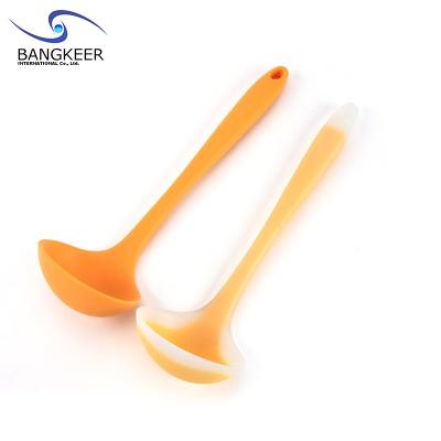 China Food Grade Silicone Viable Soup Pouch Thickened Long Handle Spoon Pocket Large Size Kitchen Tool for sale