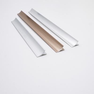 China Hot Sale Corner Decoration / Protector Wide Application Y Shape Transition Aluminum Corner Trim for sale