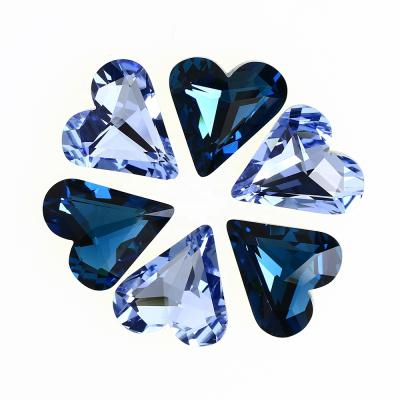 China Crystal New Point Design Heart Fancy Back Heart Crystal Stones For Jewelry Making for sale