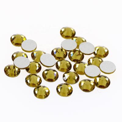 China Flatback Light Topaz Color Non Hotfix Crystal Rhinestones For Wedding Dresses for sale