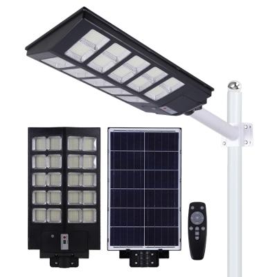 China ROAD High Lumen Modern Outdoor Garden Park IP65 Waterproof 60w 120w 180w Integrated All In One Solar Led Street Light for sale