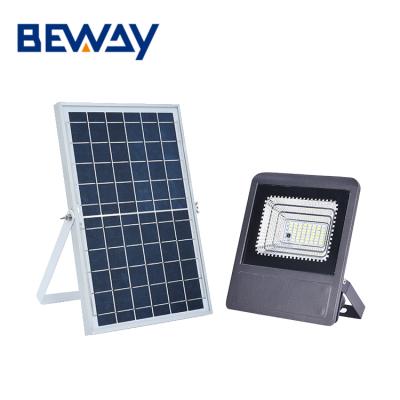 China Outdoor waterproof ip65 brightness 10w 20w 30w 60w 100w sports stadiums high aluminum led solar flood light for sale