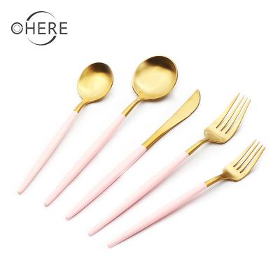 China Restaurant Viable Western Flatware Sets Luxury Hotel Gold Cutlery Dinnerware Flatware Set Gift Cutlery Set For Friends Or Relatives for sale