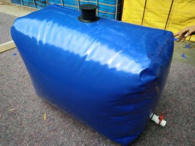 China 2000 Liter Tarpaulin Water Tank Collapsible PVC Big Capacity Square Shape Water Tank for sale