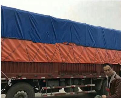 China Anti-UV-bestendige PVC-truckcover 15M*8M Tarpaulinplaat voor vinyltruck Anti-UV-bestendige PVC-truckcover 15M*8M Tarpau Te koop