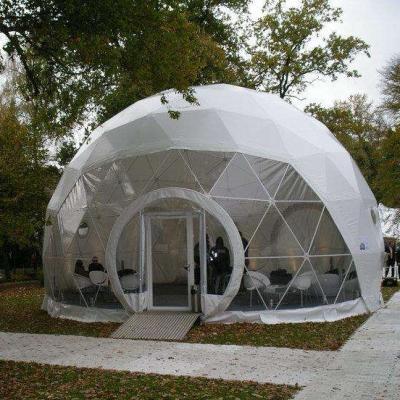 China Hoteles al aire libre Camping PVC 10m Tienda geodésica de cúpula con puerta Cúpula Camping Tenta Cúpula Tiendas de fiesta en venta