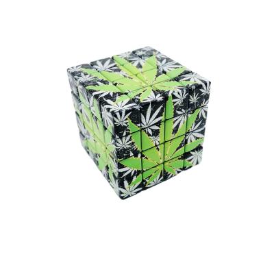 China 58mm Plastic Rubik's Cube Plastic Pastic+ Metal Grinder Herb Grinder Accessories Smoking for sale