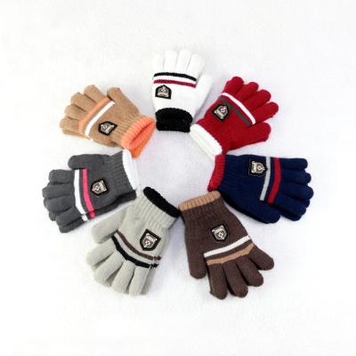 China Fashion Simple Custom Soccer Baby Acrylic Winter Sport Knit Magic Glove for sale