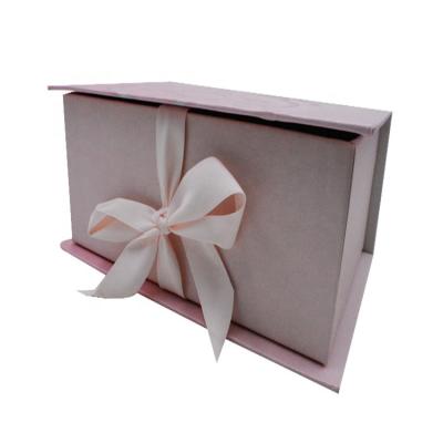 China Wholesale Recyclable Custom Packaging Magnetic Closure Cardboard Paper Gift Box With Ribbon for sale