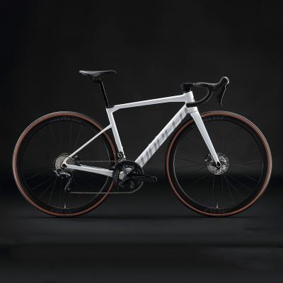 China Newest carbon fiber factory custom BIKES 7.6KG hydraulic brake full carbon road bike with groupset R8020 for sale