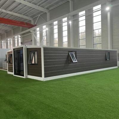 China Fireproof 3 Bedrooms Prefabricated Container Homes Economic Homes Steel Structure for sale